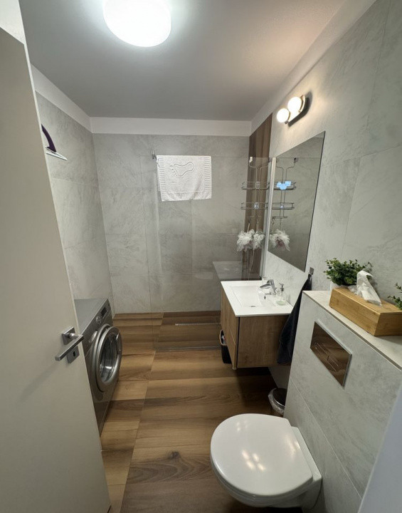 Apartament 2 camere, 57mp, balcon 9mp, parcare, zona Vivo / BMW 