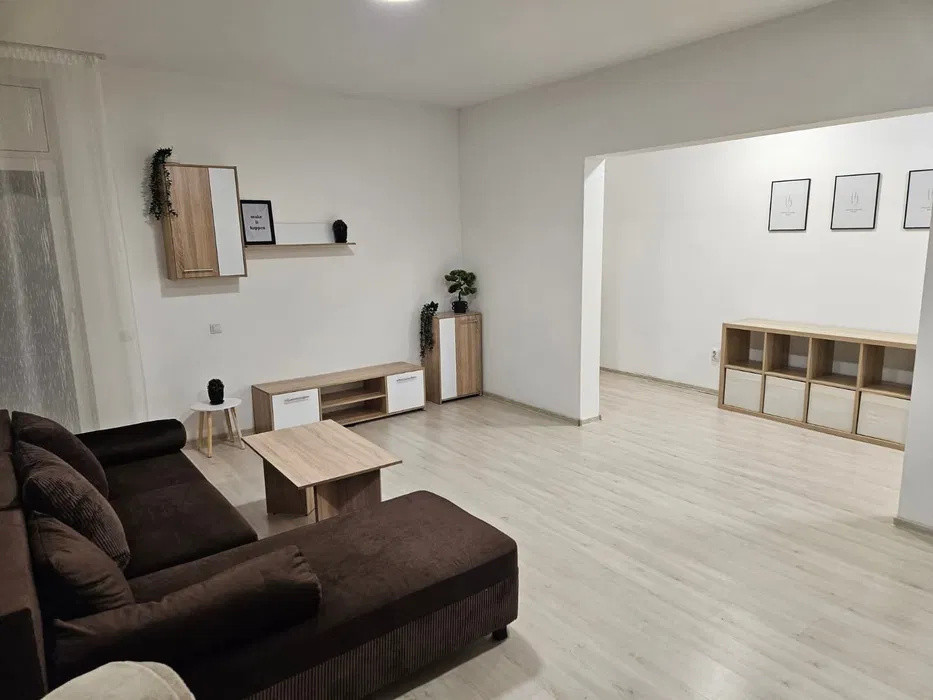 Apartament de vanzare 2 camere,Zona Eroilor 