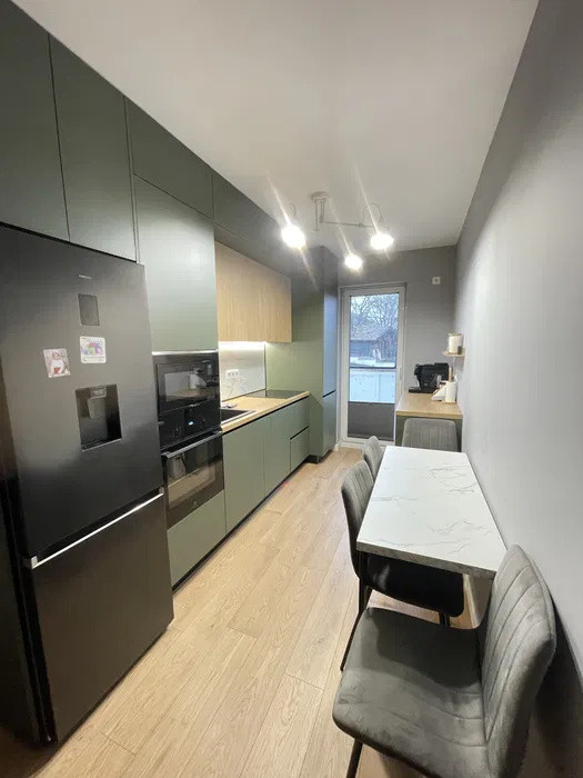 Apartament 3 camere de 59mp , zona : Manastur Frunzisului 