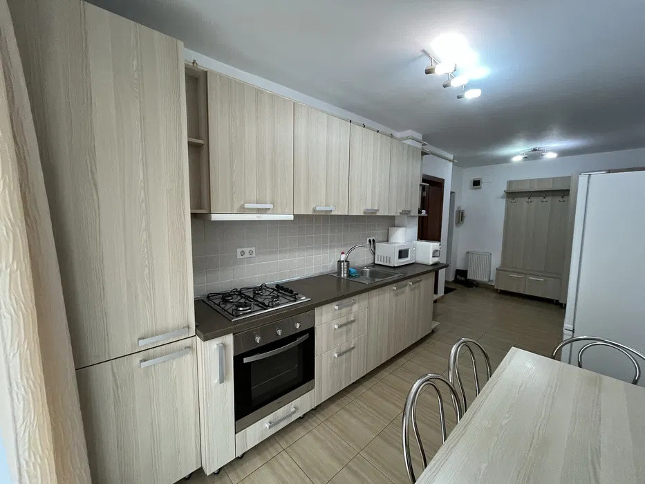 Apartament de vanzare 2 camere,52 mp utili,Zona Floresti 