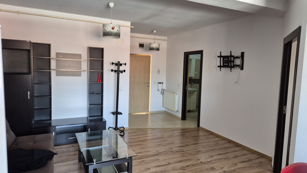 Apartament 2 camere, 58mp, parcare, zona Stadionului, Floresti