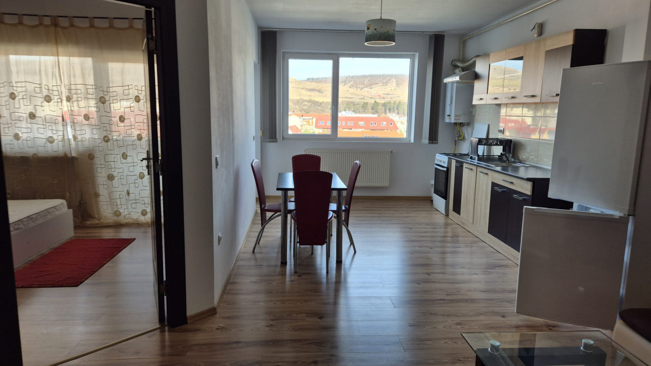 Apartament 2 camere, 58mp, parcare, zona Stadionului, Floresti