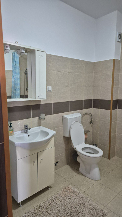 Apartament 2 camere, 58mp, parcare, zona Stadionului, Floresti