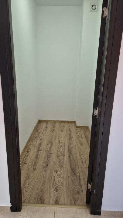 Apartament 2 camere, 58mp, parcare, zona Stadionului, Floresti