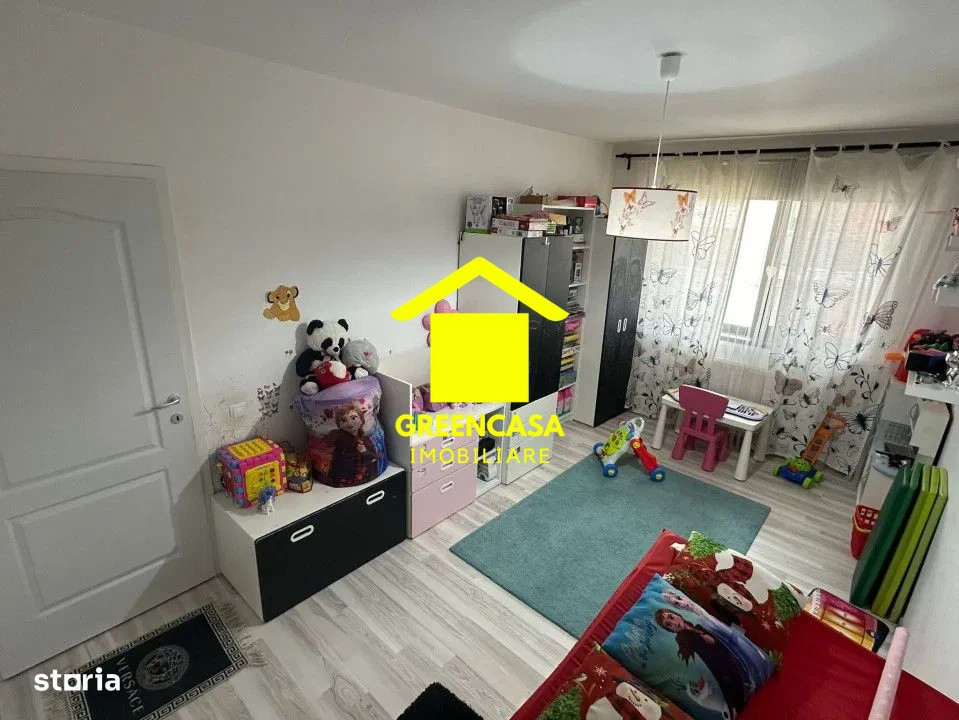 Apartament 126mp, 4 camere, 2 bai, balcon, parcare, Subcetate, Floresti