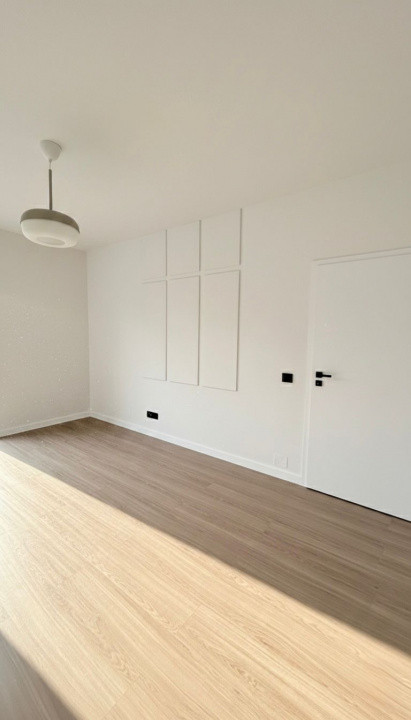 Apartament finisat, 50mp, balcon, etaj 1, zona Vivo