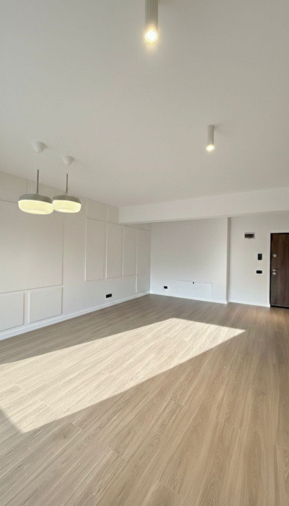 Apartament finisat, 50mp, balcon, etaj 1, zona Vivo