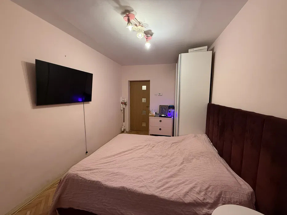 Apartament 3 camere, etaj 3, decomadat, Gheorgheni, Baisoara, Parking