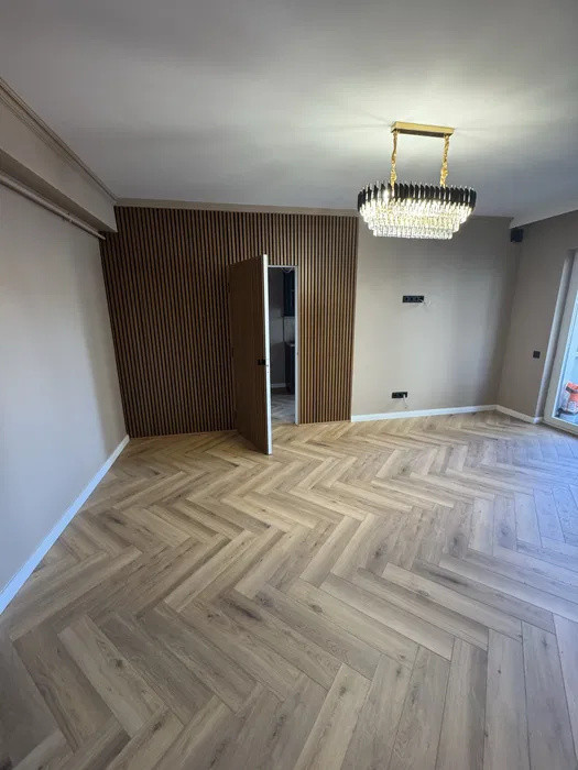 Apartament 2 camere 52.5  FInisat zona Terra, 