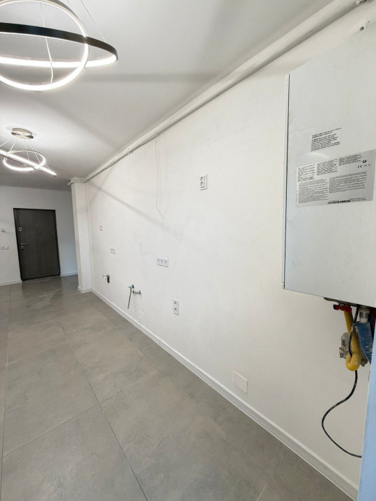 Apartament finisat, 3 camere, 56 mp, zona Eroilor