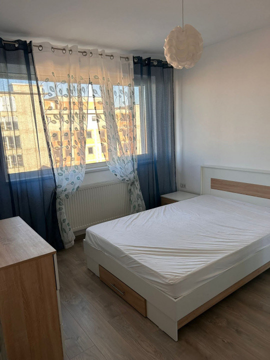 Apartament 3 camere, 2 bai, zona Prof. Ioan Rus, Floresti