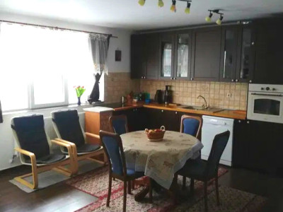 Apartament 3 camere, 64mp, balcon, langa Vivo