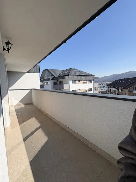 Apartament de vanzare 2 camere,57 mp,Zona Floresti 