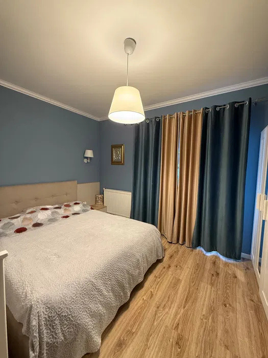 Apartament 3 camere de 84 mp , zona : Floresti Eroilor 