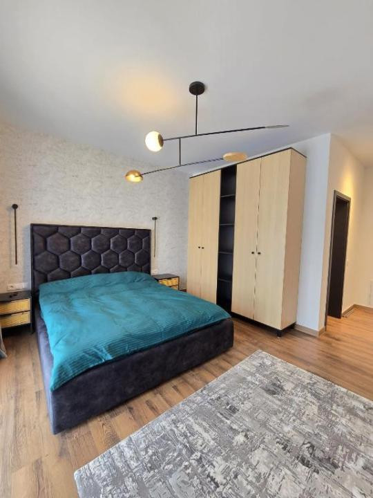 Vilă superbă, 328mp utili, D+P+E, garaj, piscină, SPA, fitness