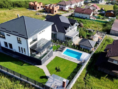 Vilă superbă, 328mp utili, D+P+E, garaj, piscină, SPA, fitness