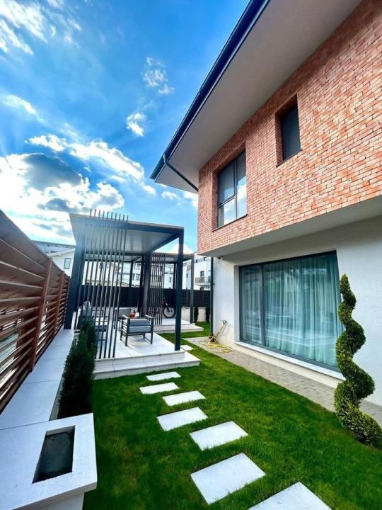 Casa tip quadruplex, 170mp utili, zona Parcului Poligon
