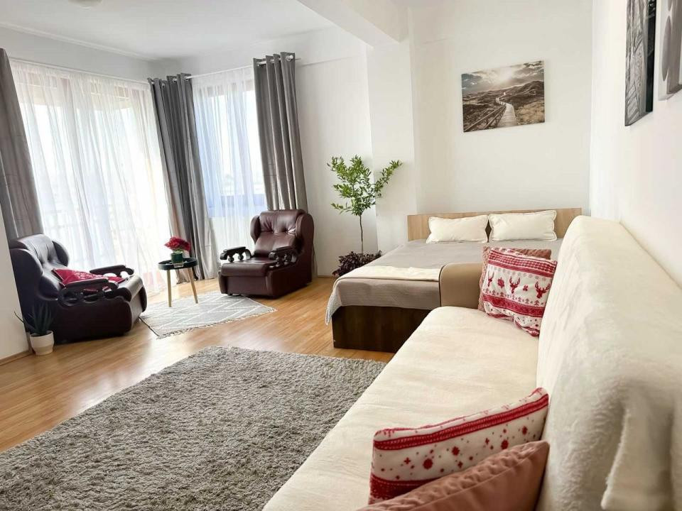 Apartament 1 camera, 43mp + 7mp balcon, zona Prof. Ioan Rus