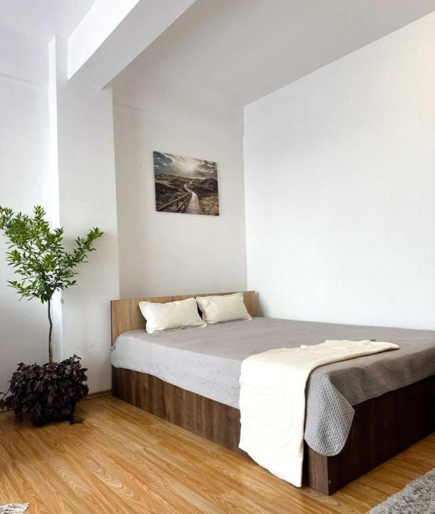 Apartament 1 camera, 43mp + 7mp balcon, zona Prof. Ioan Rus