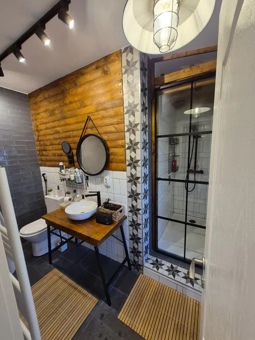 Casă înșiruită, 83mp utili, 4 camere, zona Sesul de Sus