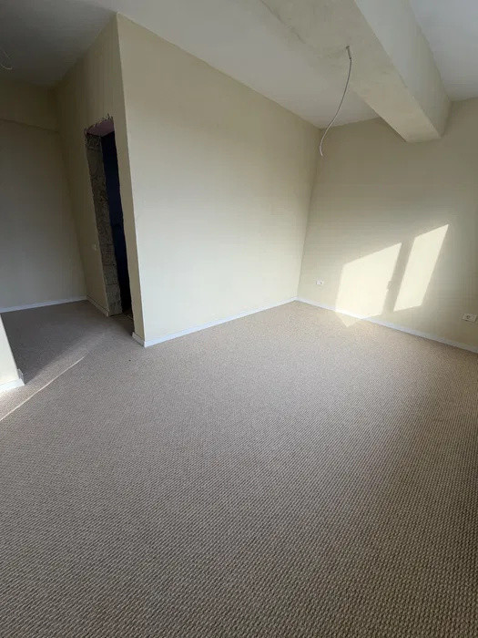 Apartament semifinisat, 3 camere, 70mp, 10mp balcon, Borhanci