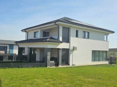 Casă complet mobilată și utilată, independentă energetic Dezmir 