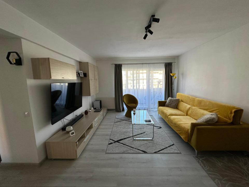 Apartament 2 camere 54mp Floresti - str Eroilor - parcare cu CF