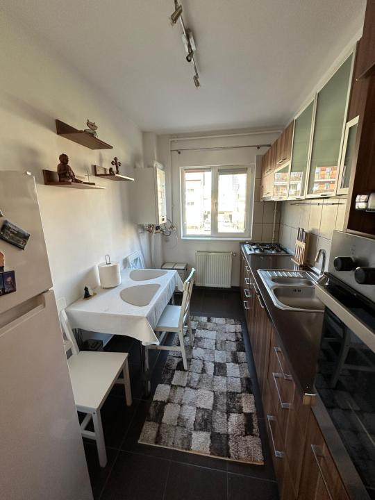 Apartament 2 camere 54mp Floresti - str Eroilor - parcare cu CF