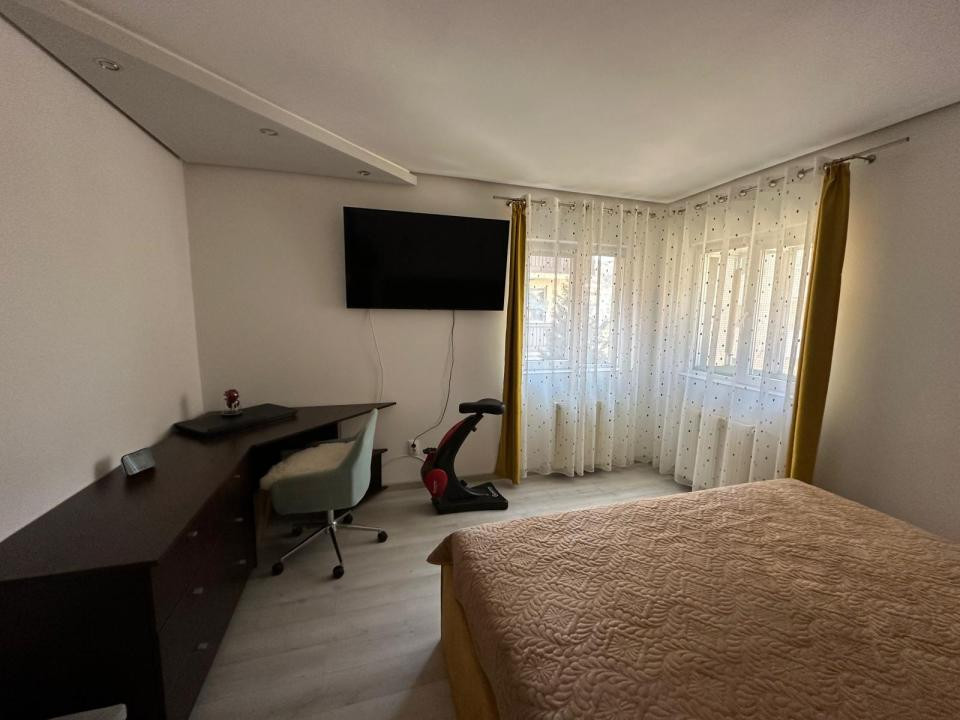 Apartament 2 camere 54mp Floresti - str Eroilor - parcare cu CF