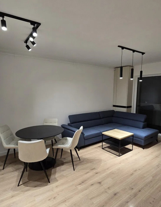 Apartament 2camere 45mp plus balcon 9mp , zona Eroilor