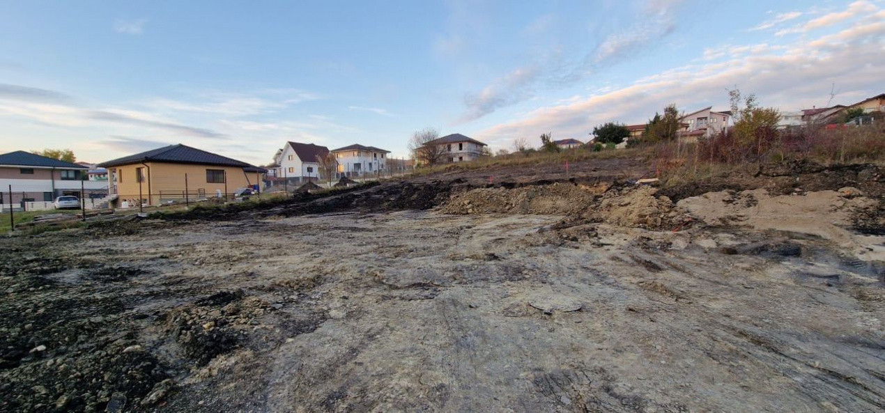 Comision 0% Casă modernă semifinisată la intrarea în Chinteni