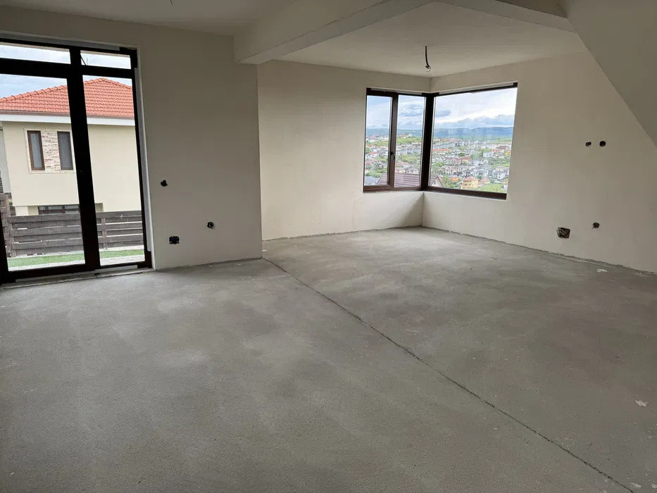 Casa cuplata/Duplex, 350mp teren, Dezmir