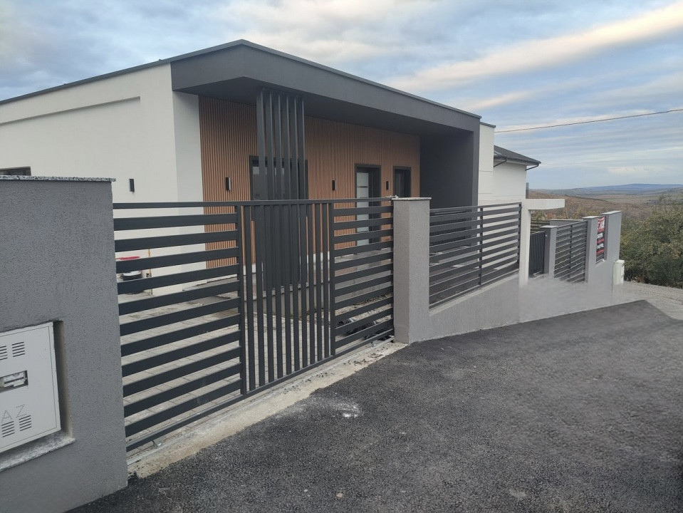 Case individuale în Dezmir, 3 km de Aeroportul Cluj-Napoca