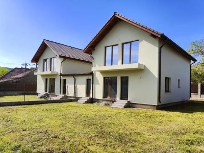 Duplex 4 camere, 380mp teren, Gilau