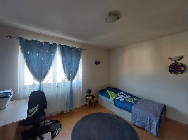 Duplex de vanzare, 96 mp utili, teren 378 mp, Gilau Vest