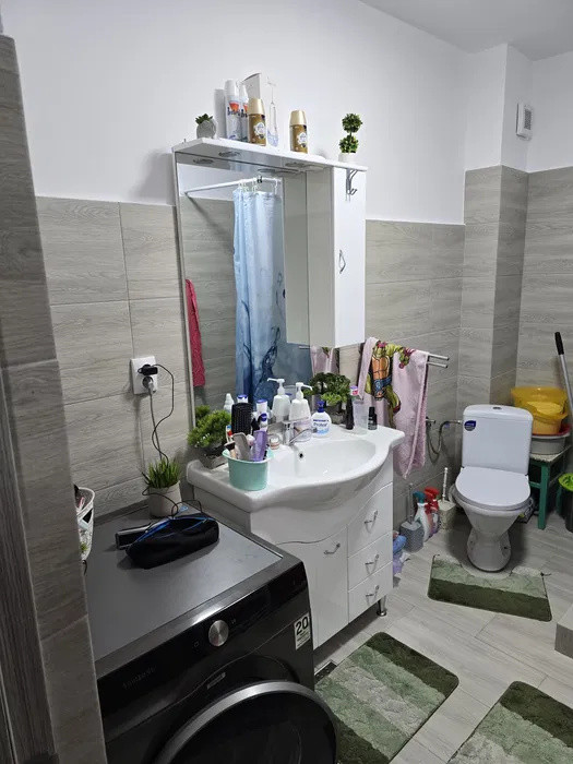 Apartament de vanzare 1 camera,42 mp,Zona Floresti 