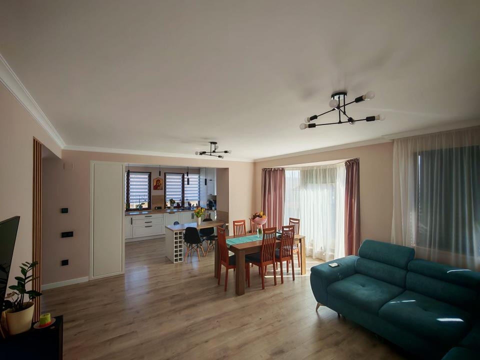 Casă modernă în Corușu – eficiență, confort și liniște