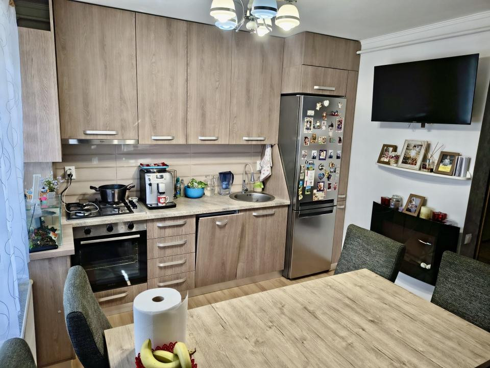 Apartament 3 camere semidecomandat, 49 mp, parter, Baciu + parcare inclusă