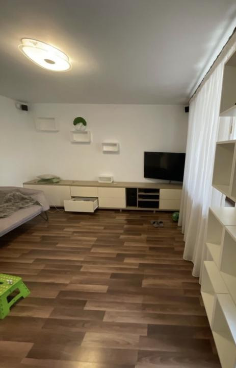 Casă tip triplex – unitate de capăt, 114 mp, Curte proprie, Panouri fotovolta