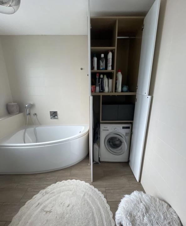 Casă tip triplex – unitate de capăt, 114 mp, Curte proprie, Panouri fotovolta