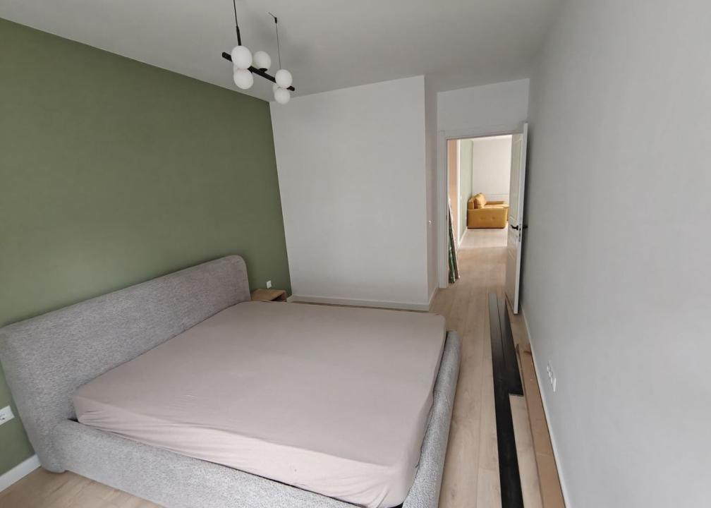 Apartament 3 camere , 2 bai, 67 MP, terasa 14 mp Cetatii .