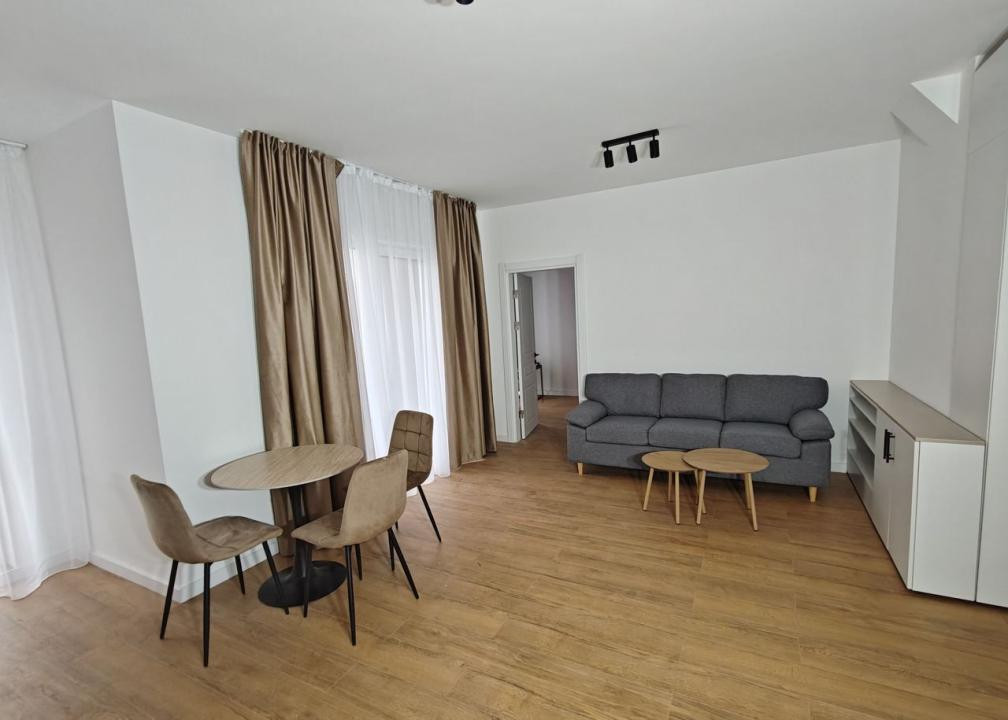 Apartament 2 camere / bloc 2026/strada Eroilor/ mobilat/ parcare