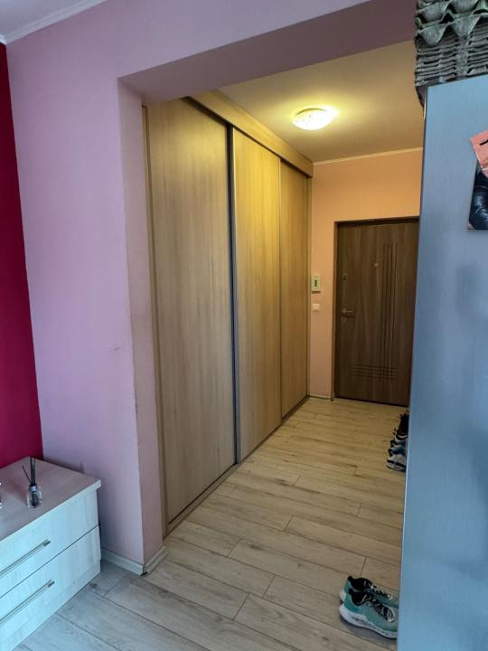 Apartament 3 camere zona Stejarului