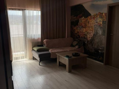 Apartament 3 camere zona Stejarului