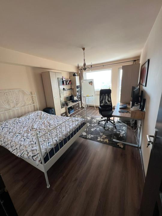 Vand apartament 2 camere , decomandate Cartier Marasti, 187.000 euro