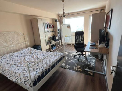 Vand apartament 2 camere , decomandate Cartier Marasti, 187.000 euro