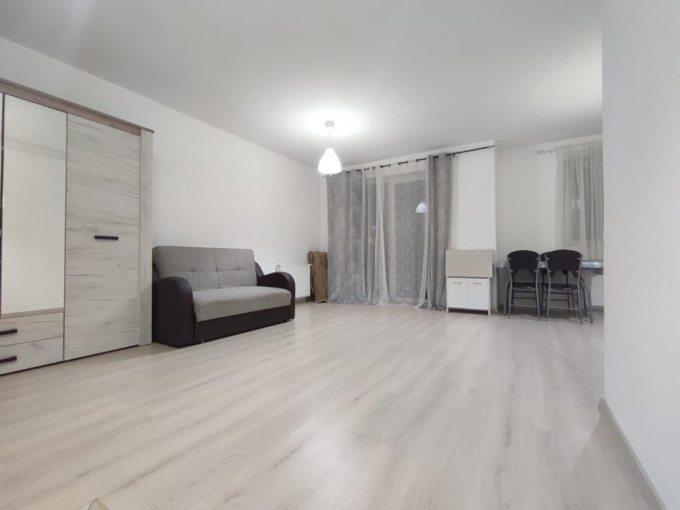 Apartament de închiriat, 1 cameră,  parcare, Str. Florilor, Florești 