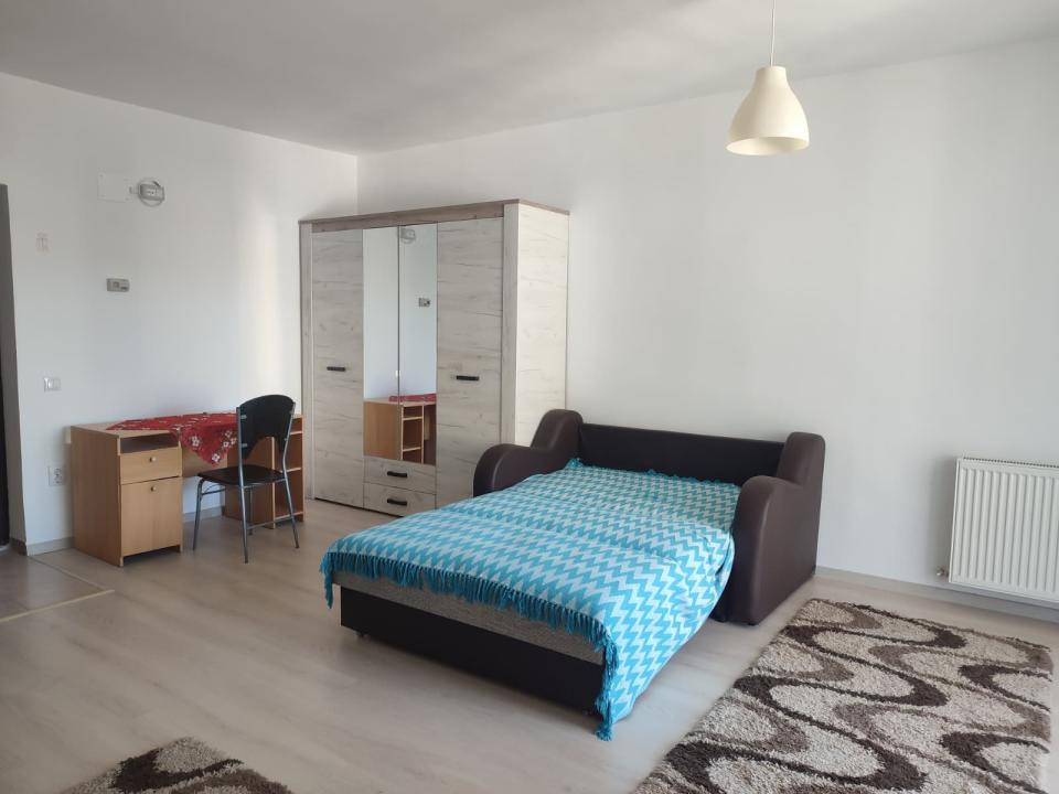 Apartament de închiriat, 1 cameră,  parcare, Str. Florilor, Florești 
