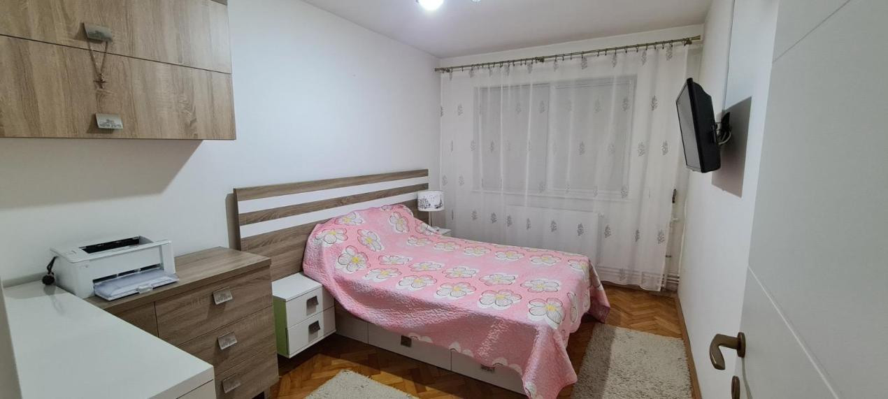 Apartament 3 camere | decomandat | Mănăștur