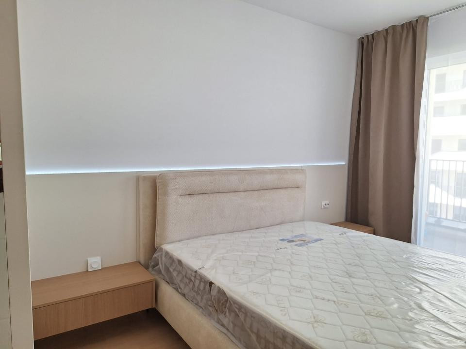 Apartament 3 camere, mobilat, nelocuit, zona Eroilor